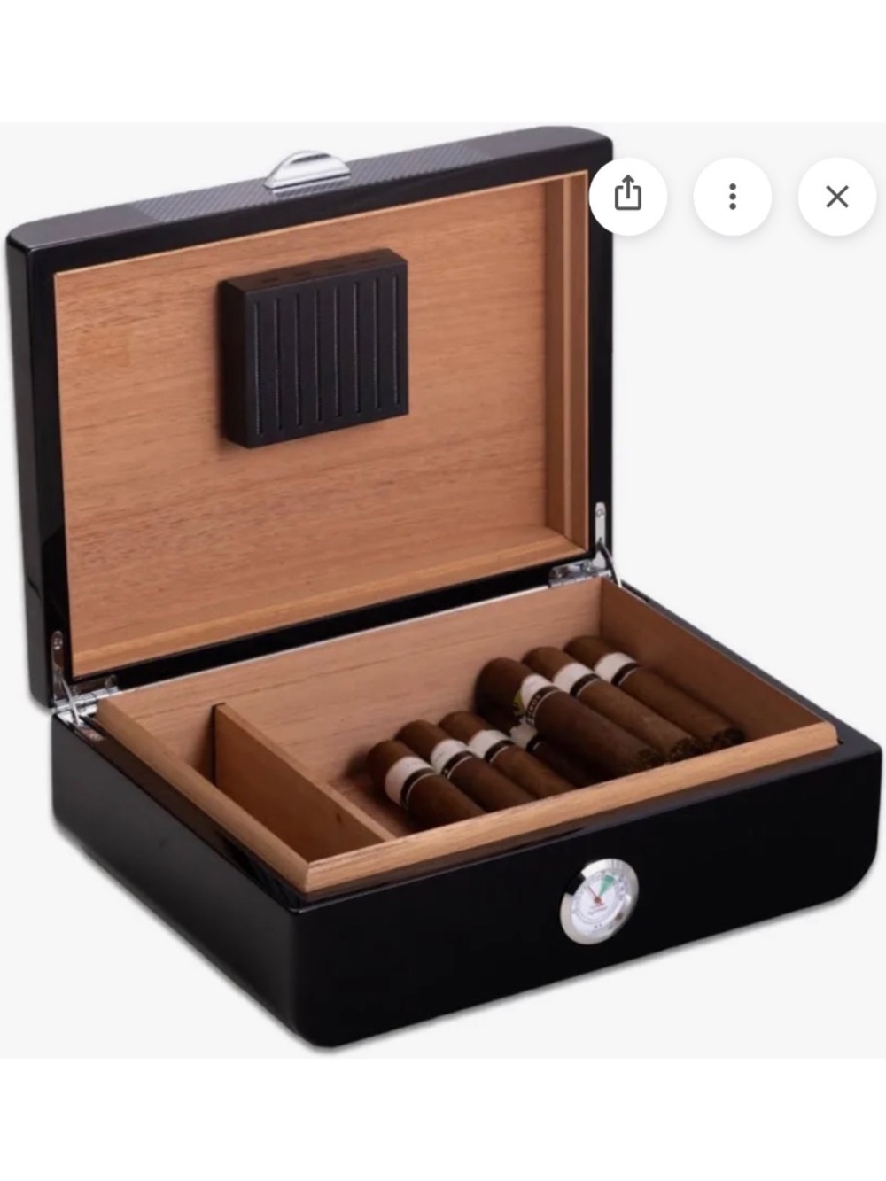 Bey-Berk Dylan Carbon Fiber Design 40 Cigar Humidor - Black